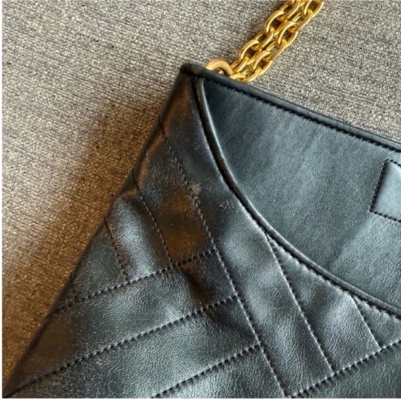 TORY BURCH Alexa Quilted Slouchy Leather Tote - Picture 4 of 9